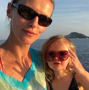 Meet your Posher, Hana